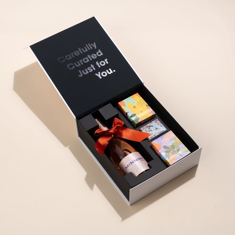 LUXURY CURATED HAMPER